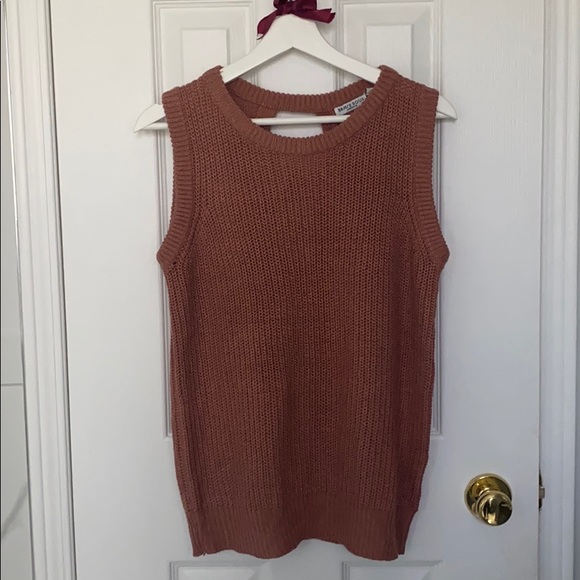 Sleeveless sweater - Picture 2 of 3